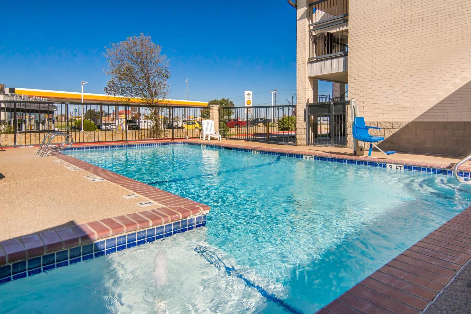 Quality Inn & Suites Weatherford Eksteriør billede